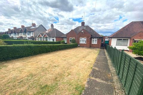 3 bedroom semi-detached bungalow for sale - Kettering Road, Spinney Hill, Northampton NN3 6QR