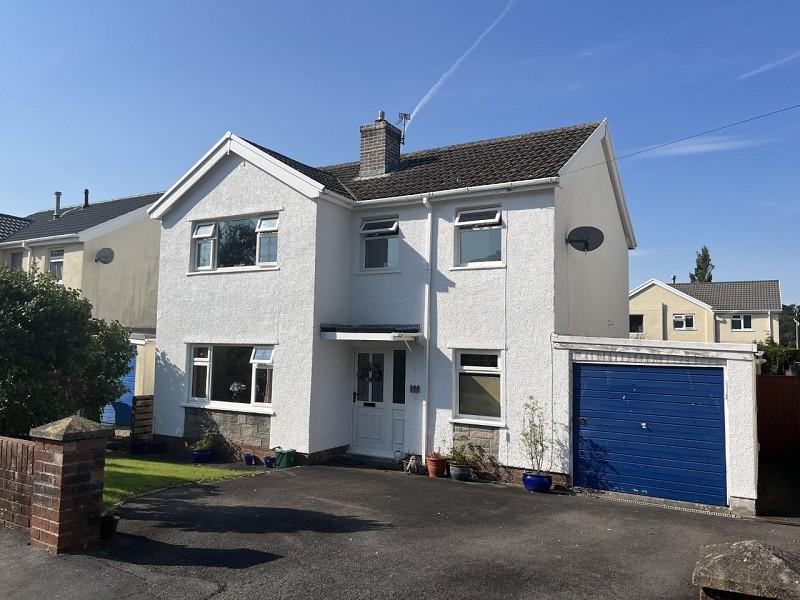 Maesycoed, Ammanford, Carmarthenshire. 4 bed detached house £249,950