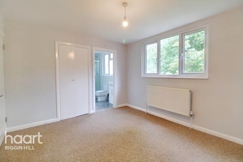 15b Moselle Road, Biggin Hill, Westerham, TN16 3HS