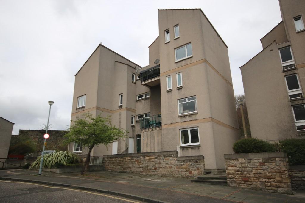 Abbeyhill Crescent, Edinburgh, EH8 1 bed flat £850 pcm (£196 pw)