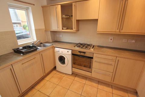 2 bedroom flat to rent, Doulton Gardens, Lower Parkstone, Poole