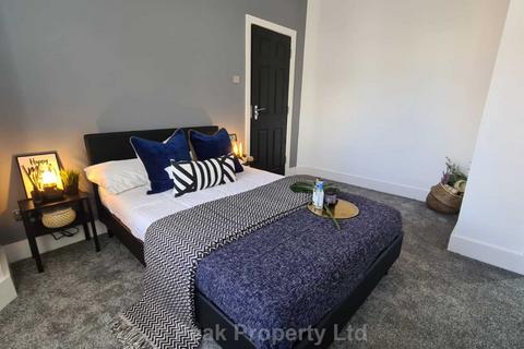 5 bedroom house share to rent, Balmoral Road, Westcliff On Sea SS0