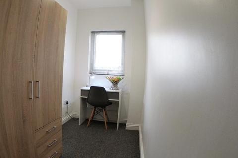1 bedroom in a house share to rent, Monks Road, Lincoln, Lincolnsire, LN2 5JS, United Kingdom