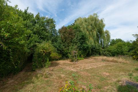 2 bedroom detached bungalow for sale, Pean Court Road, Whitstable