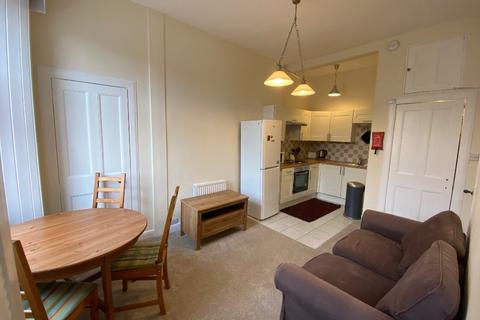 3 bedroom flat to rent, Strathearn Road, Marchmont, Edinburgh, EH9