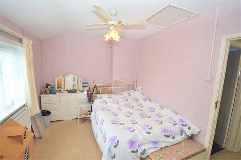 6 Leyfield, Cressing, Braintree, CM77 8HS