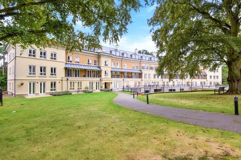 2 bed flat/apartment for rent in Copper Beech House, Heathside Crescent, Woking, GU22