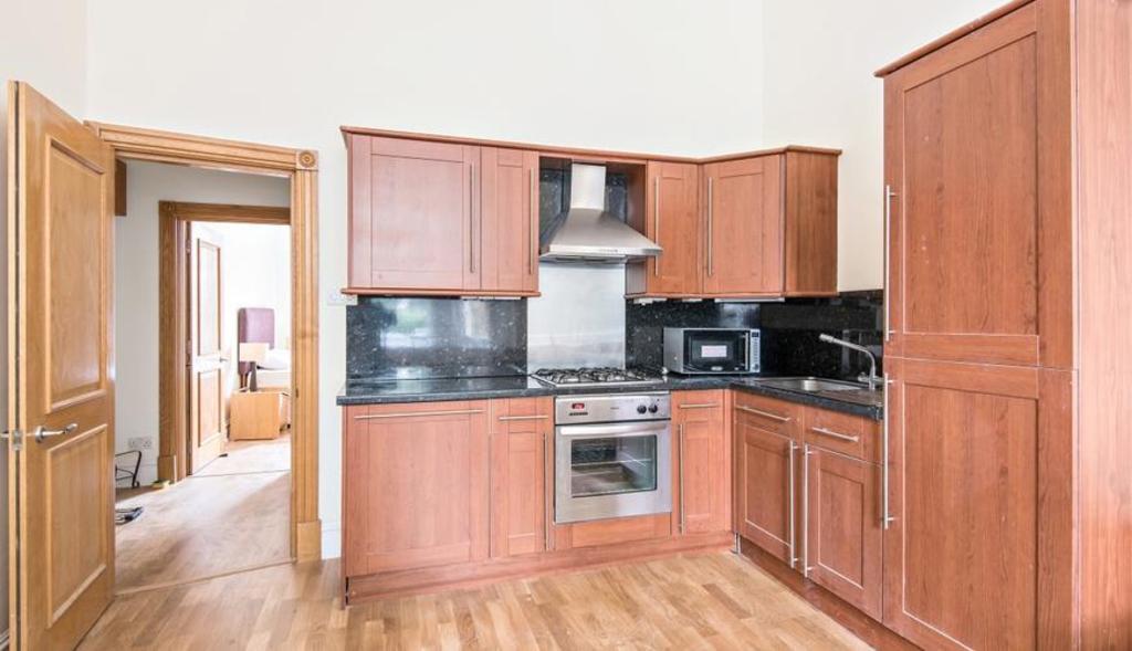 Ashburn Gardens, London, SW7 1 bed flat £2,552 pcm (£589 pw)