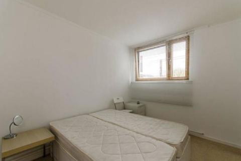 28 Upper Whistler Walk, London, SW10 0ER