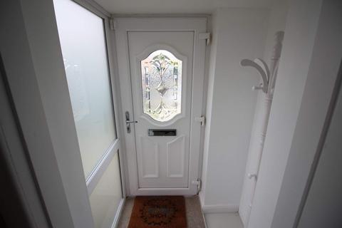 2 bedroom semi-detached house to rent, Higher Wheat Lane, Belfield, Rochdale