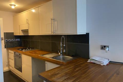2 bedroom flat for sale - Elvet Close, Heaton, Newcastle upon Tyne, NE6