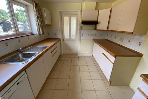 28 Ash Grove, Grantham, NG31 9QE
