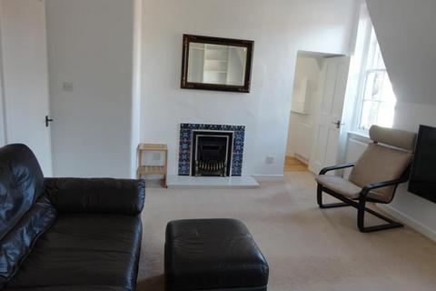 1 bedroom flat to rent, Heriot Bridge, Central, Edinburgh, EH1