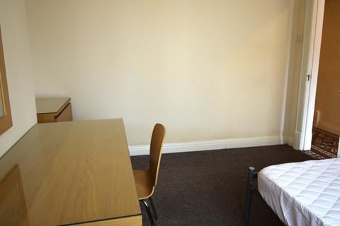 32 Boughey Road, Stoke-on-trent, ST4 2BQ