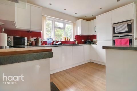1 Blakes Way, Eaton Socon, St Neots, PE19 8PU