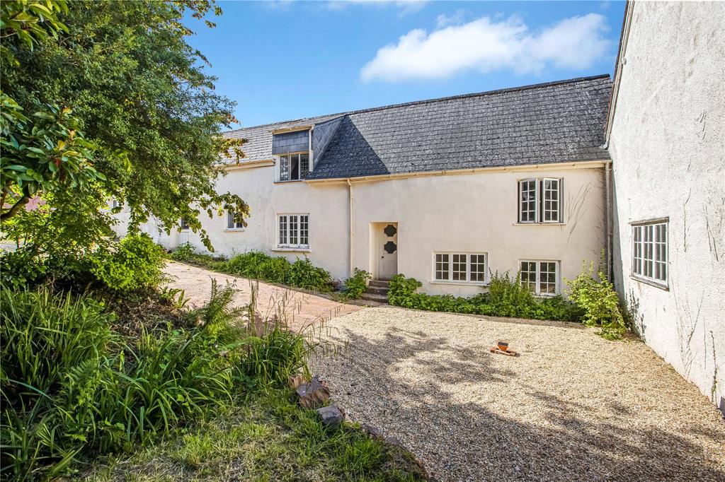 Posbury, Crediton, EX17 6 bed semidetached house £325,000