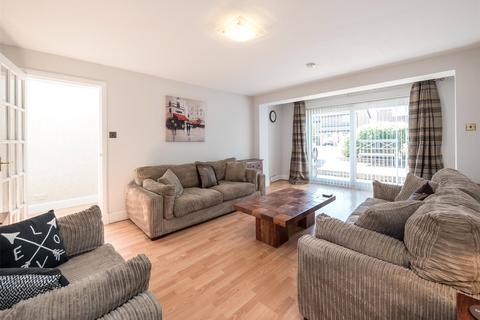 2 bedroom semi-detached house to rent, Baberton Mains Brae, Edinburgh, EH14