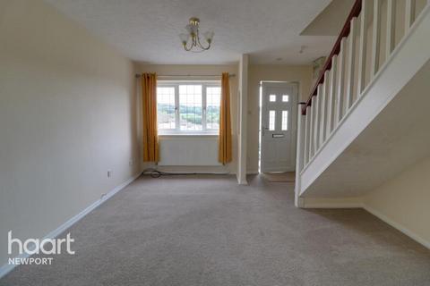 2 bedroom terraced house to rent, Violet Walk, Newport