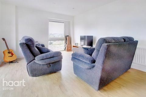 2 bedroom apartment for sale - Ellesmere Court, Luton