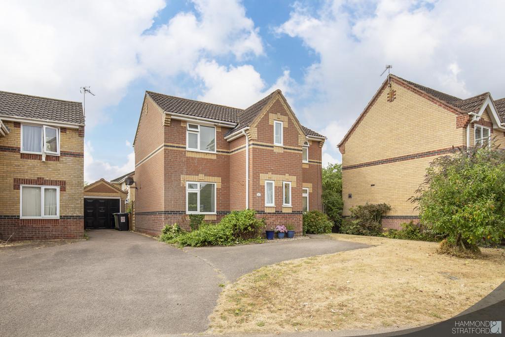 Churchfields, Hethersett 3 bed detached house £350,000