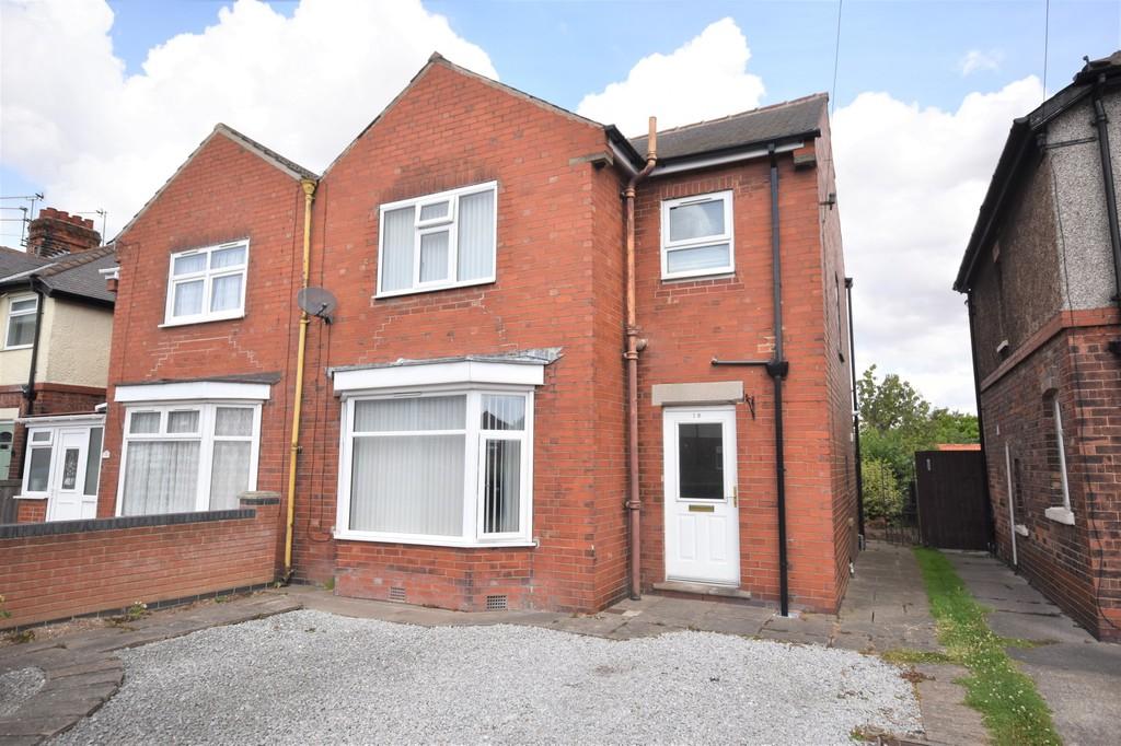 Woodland Avenue, Goole 3 bed semidetached house £190,000