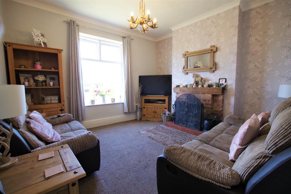Station Cottages, DraycottintheClay 3 bed terraced house £220,000