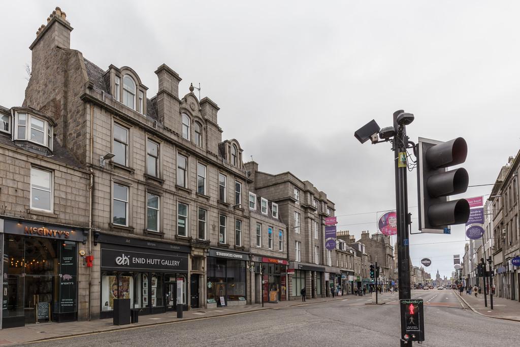 Union Street, Aberdeen City 2 bed apartment £700 pcm (£162 pw)