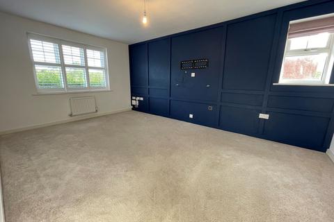5 bedroom detached house for sale - Garner Close, Lower Harlestone