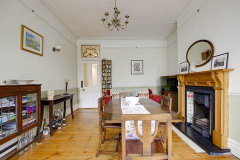40 Cecil Road, London, N10 2BU