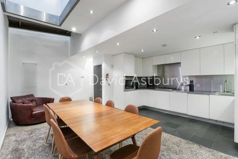 undefined, Northington Street, Bloomsbury