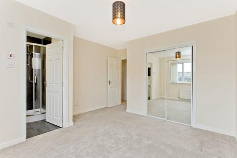 36 Allison Gardens, Blackridge, Bathgate, EH48 3AZ