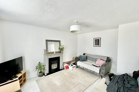 3 bedroom semi-detached house to rent, Palin Gardens, Radcliffe-on-Trent
