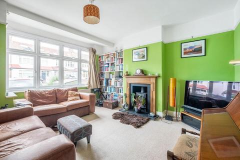 44 Meadow Close, London, SW20 9JB