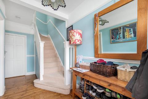 44 Meadow Close, London, SW20 9JB