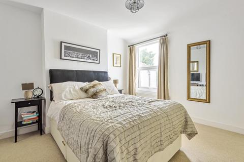13a Gilbey Road, London, SW17 0QQ