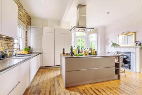 23 Allenby Road, London, SE23 2RQ