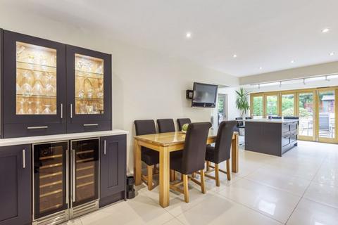 4 bedroom detached house for sale, Purley Knoll, West Purley