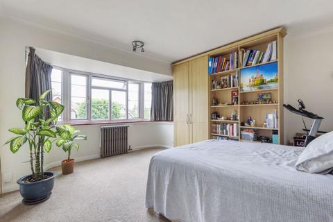 15 Purley Knoll, Purley, CR8 3AF