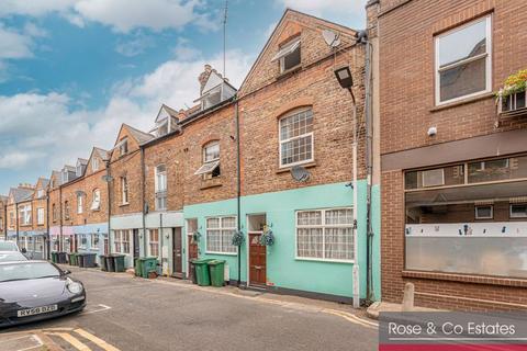 2 bedroom flat to rent, Canfield Place, South Hampstead, London