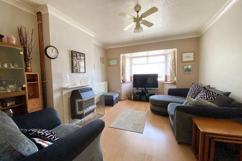 4 bedroom semi-detached house for sale - Faygate Crescent, Bexleyheath