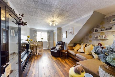 24 Traherne Drive, Cardiff, CF5 4UL