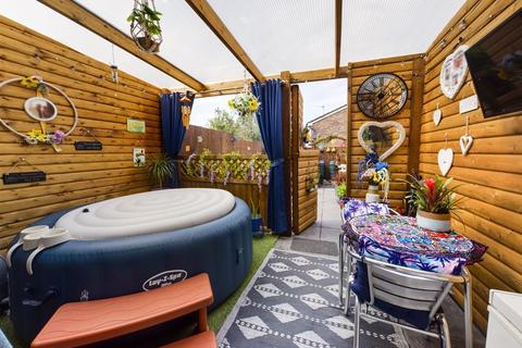 24 Traherne Drive, Cardiff, CF5 4UL