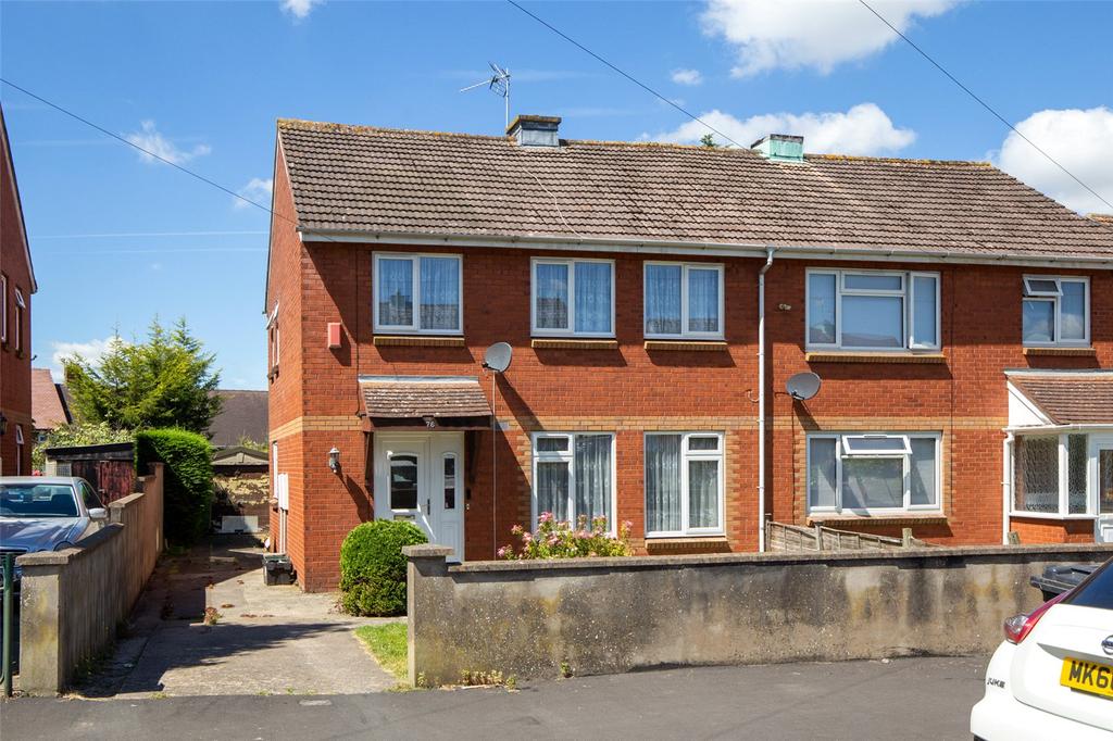 Bonnington Walk, Lockleaze, Bristol, BS7 3 bed semidetached house for