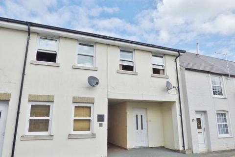 2 bedroom apartment to rent, Cross Street, Newport