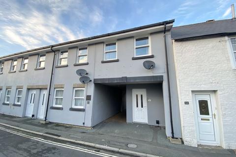 2 bedroom apartment to rent, Cross Street, Newport