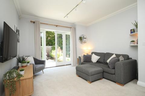 3 bedroom ground floor flat for sale - 3 Marlborough Road, WESTBOURNE, BH4