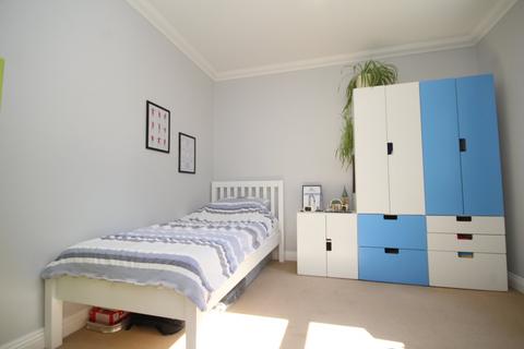 Flat 3, Victoria House, 3 Marlborough Road, Bournemouth, BH4 8DB