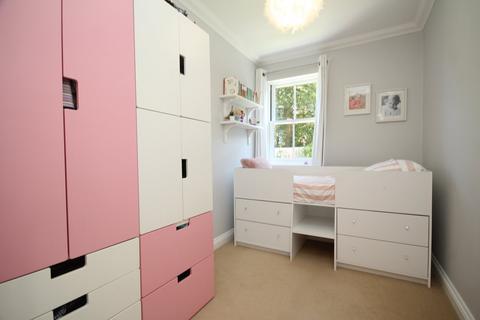 Flat 3, Victoria House, 3 Marlborough Road, Bournemouth, BH4 8DB