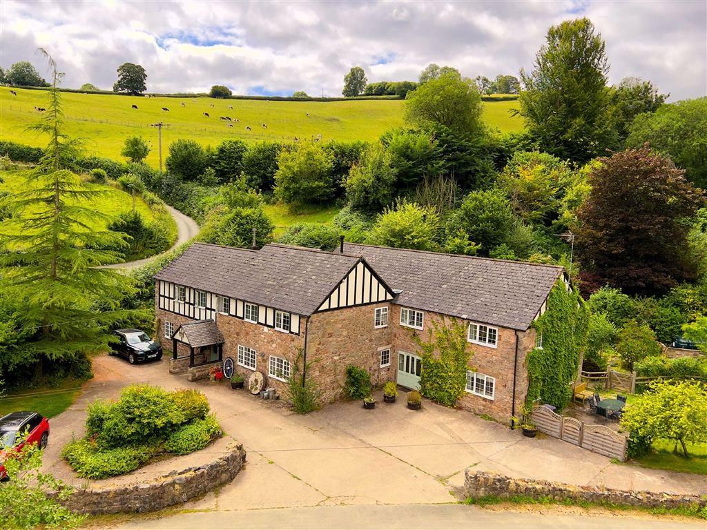 Candy, Oswestry, SY10 8 bed detached house £925,000