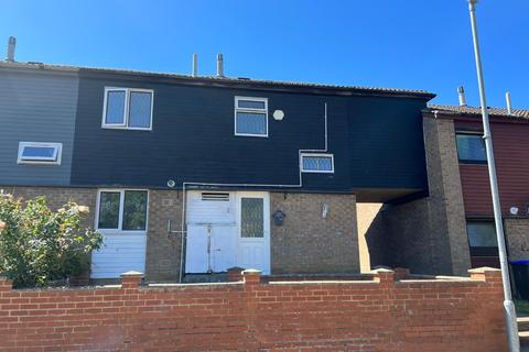 4 bedroom terraced house for sale - Dairymeadow Court, Thorplands, Northampton, NN3